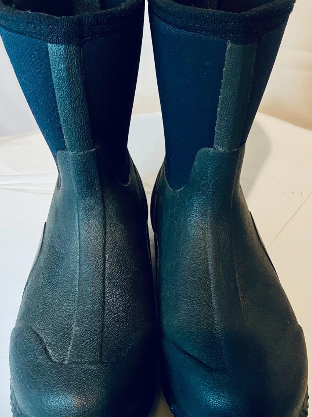 Bogs Women's Blue and Black Winter Rain Boots Size 8